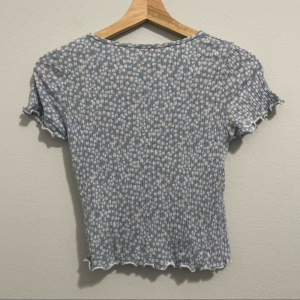 American Eagle Cropped Top Mini Flower Daisy Print Button Down Womens Small S - Picture 2 of 11